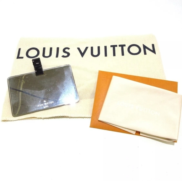 🚨 Sale!🎉HPx2🎉!Louis Vuitton Black Vernis Twist Monogram PM - Picture 9 of 16